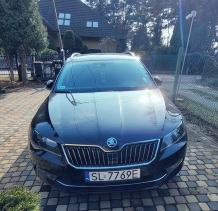 Skoda Superb cena 61900 przebieg: 197000, rok produkcji 2015 z Kraśnik małe 137